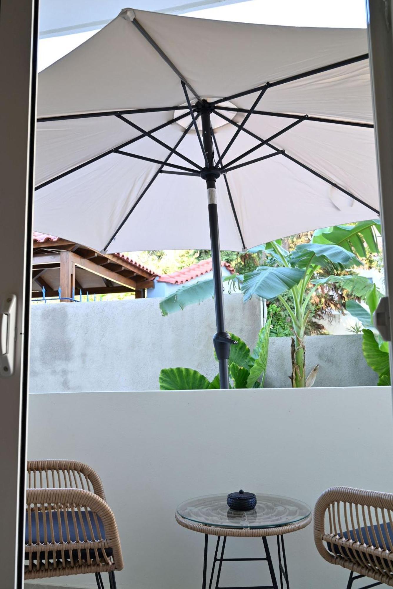 Rhotheon Suites In Ialysos  Extérieur photo