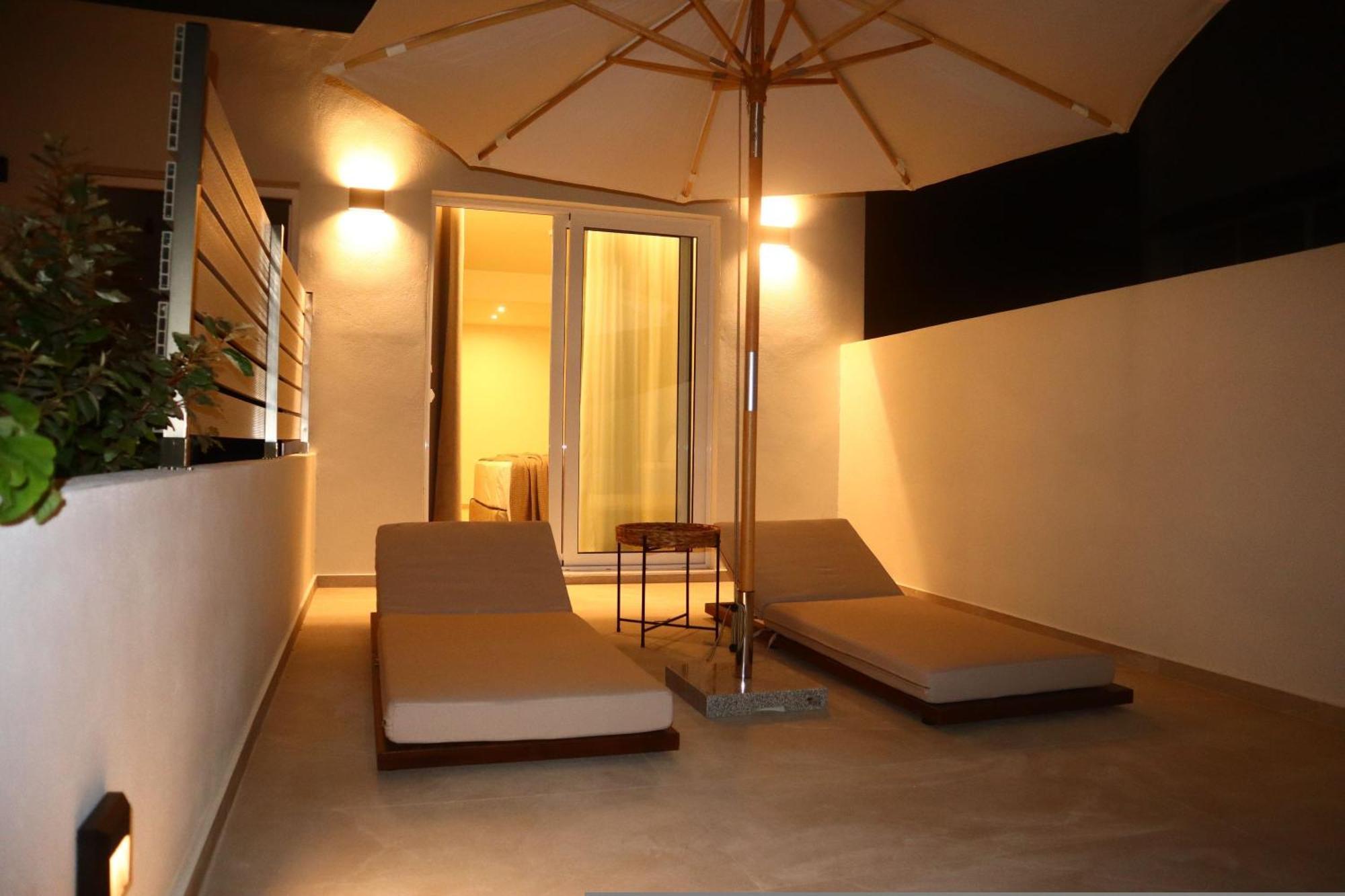 Rhotheon Suites In Ialysos  Extérieur photo